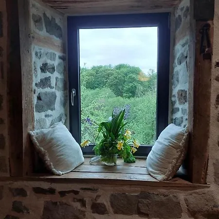 Maison Entre Sancy Et Cantal, Proches Des Lacs Casa vacanze Marchal